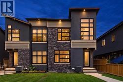 406 33 Avenue NW  Calgary, AB T2K 0B4