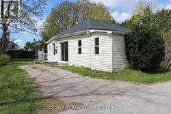 30 MILL LANE Strathroy-Caradoc (Ne), ON N7G 2J4