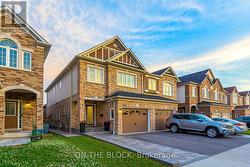 125 LENEY STREET  Ajax, ON L1Z 0T6