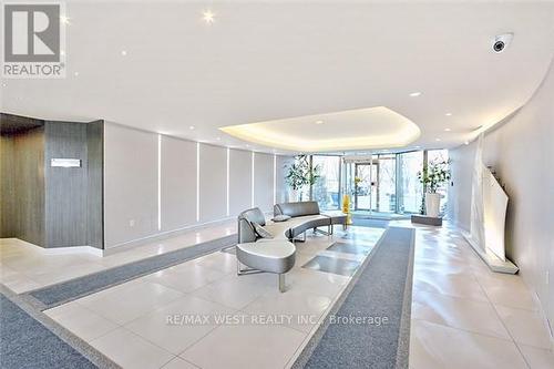 314 - 2261 LAKE SHORE BOULEVARD W , Toronto, Ontario M8V 3X1 2