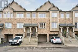 12 - 201 WESTBANK TRAIL Hamilton, ON L8J 0H4