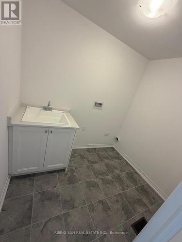 562 TELFER STREET , South-West Oxford, Ontario N4S 0G8 5