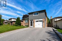 36 RIDGEWAY AVENUE  Barrie, ON L4N 5L2