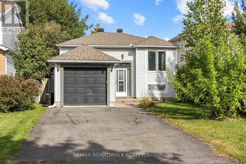 1497 ROBERVAL AVENUE  Ottawa, ON K4A 2C4