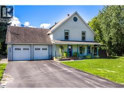 1009 Eighth Street Revelstoke, BC V0E 2S0