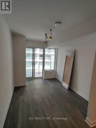 814 - 195 REDPATH AVENUE , Toronto, Ontario M4P 0E4 2