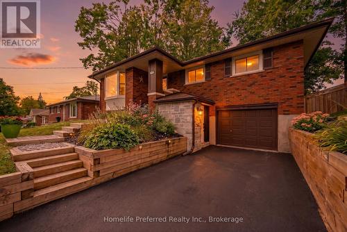 313 LINDAN AVENUE  Selwyn, ON K9L 1K8