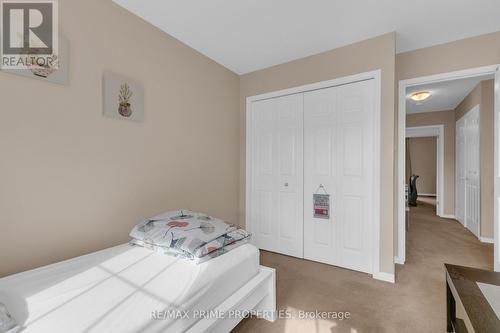 33 Inverkip Avenue, Ottawa, ON 