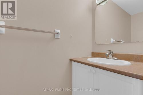 33 Inverkip Avenue, Ottawa, ON 