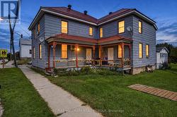 98 NORTH STREET Lanark Highlands, ON K0G 1K0