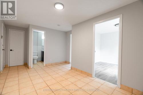 2 - 24 BROOKSIDE STREET , London South, Ontario N5Z 3J3 2