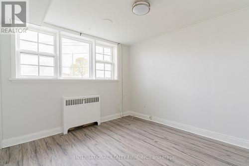 6 - 645 HAMILTON ROAD , London East, Ontario N5Z 1T2 5
