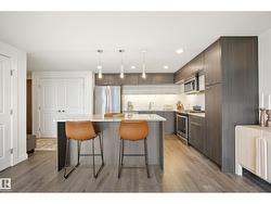 #2502 9720 106 ST NW Edmonton, AB T5K 0K8