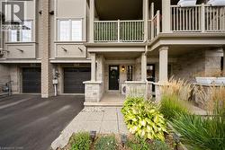 215 DUNDAS Street E Unit# 19  Waterdown, ON L8B 0X1
