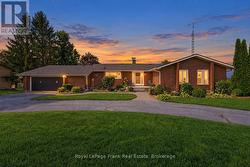 61 BLUEWATER AVENUE Kawartha Lakes (Lindsay), ON K9V 0K6