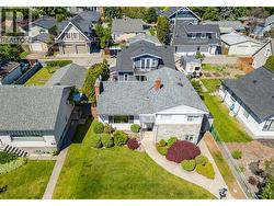 2202 Aberdeen Street Kelowna, BC V1Y 2T4
