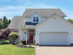 49 Bell Crescent West Royalty, PE C1E 1Z9