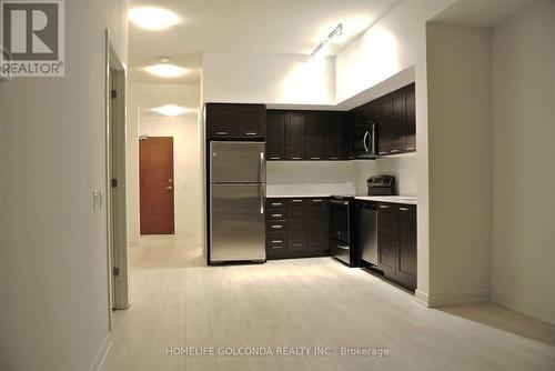 3008 - 2200 LAKE SHORE BOULEVARD W , Toronto, Ontario M8V 1A4 5