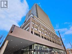 420 - 285 DUFFERIN STREET  Toronto, ON M6K 1E6