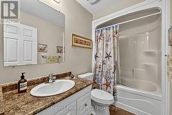 Main Bathroom - 