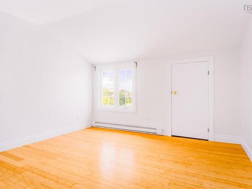4 Rose Way, Dartmouth, NS 