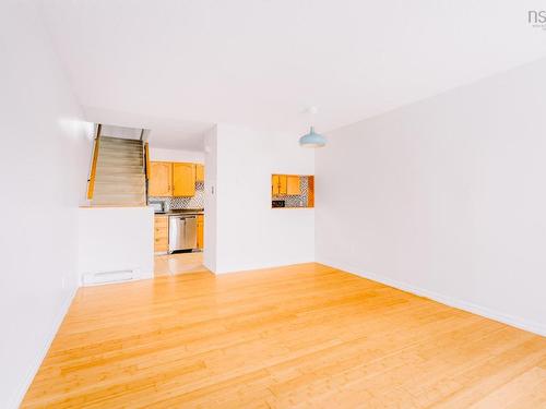 4 Rose Way, Dartmouth, NS 