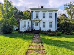 17 Cedar Road Maitland, NS B0N 1T0