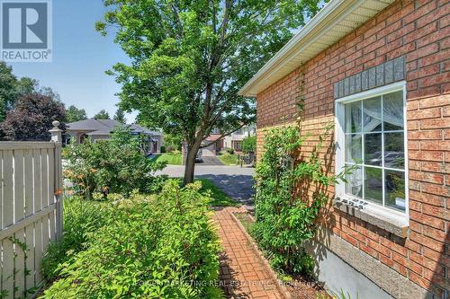 6886 EDGAR BRAULT STREET , Ottawa, Ontario K1C 1L7 4