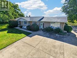 107 INDIAN CREEK ROAD East Chatham, ON N7M 5J6