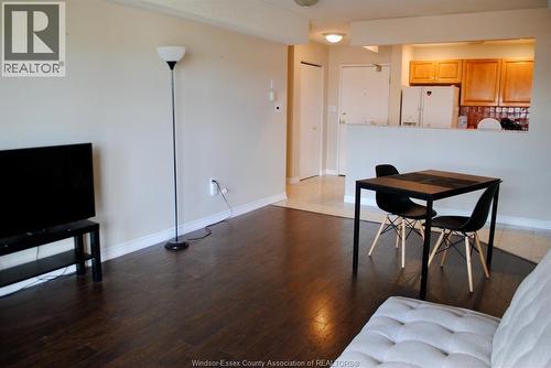 3000 SANDWICH STREET Unit# 410 , Windsor, Ontario N9C 4G3 3