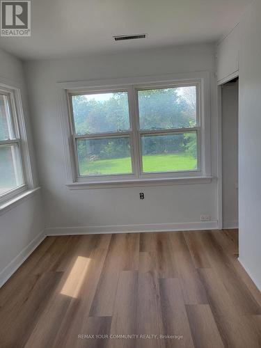 2ND FLOOR - 12926 HIGHWAY 27 , King, Ontario L0G 1N0 3