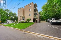 301 - 49 PARK AVENUE Halton Hills, ON L7G 3H9