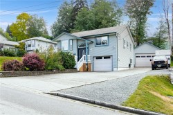 809 Willowcrest Rd Campbell River, BC V9W 5L1
