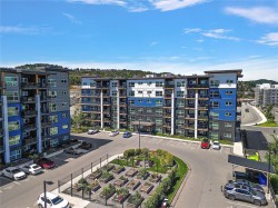 #412-2461 Gateway Rd Langford, BC V9B 6M6