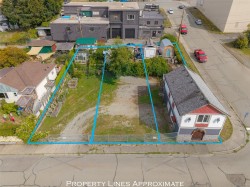 3203 & 3211 2nd Ave Port Alberni, BC V9Y 4C5