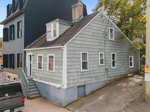 2224 Maitland Street  Halifax Peninsula, NS B3K 2Z9