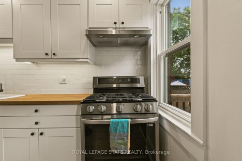 72 Garside Avenue N, Hamilton, ON 