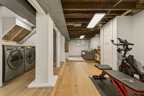 72 Garside Avenue N, Hamilton, ON 