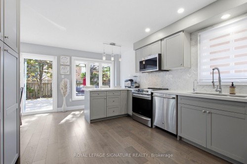 2516 Willowburne Drive, Mississauga, ON 