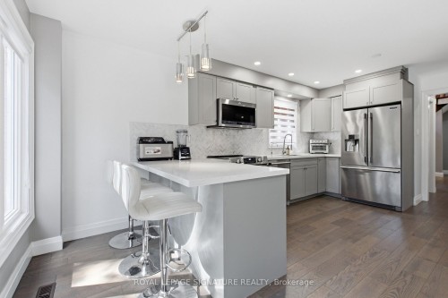 2516 Willowburne Drive, Mississauga, ON 