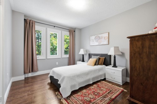 2516 Willowburne Drive, Mississauga, ON 