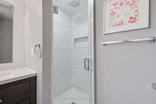 2516 Willowburne Drive, Mississauga, ON 