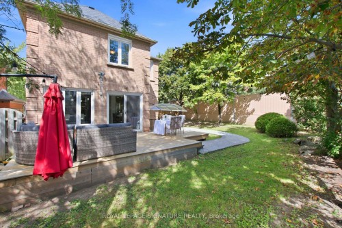 2516 Willowburne Drive, Mississauga, ON 