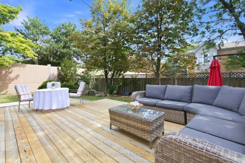 2516 Willowburne Drive, Mississauga, ON 