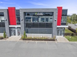 4928 Rue Ambroise-Lafortune  Boisbriand, QC J7H 1S6