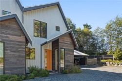 #6-590 Marine Dr Ucluelet, BC V0R 3A0