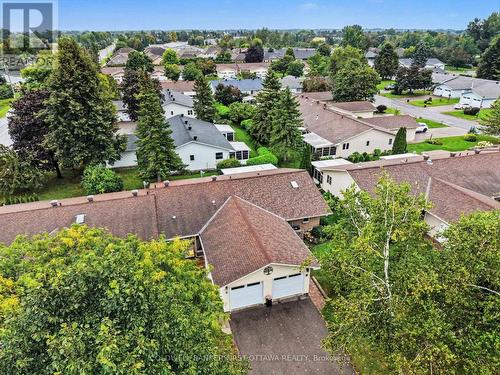 6 Bathurst Road, Perth, ON 