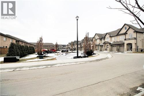11 Sonoma Valley Crescent, Hamilton, ON 