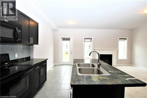 11 Sonoma Valley Crescent, Hamilton, ON 