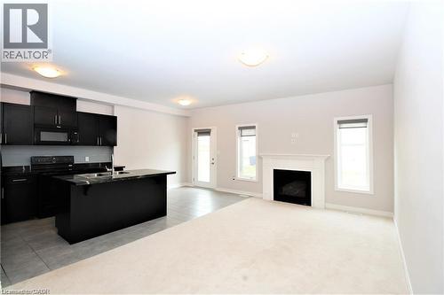 11 Sonoma Valley Crescent, Hamilton, ON 